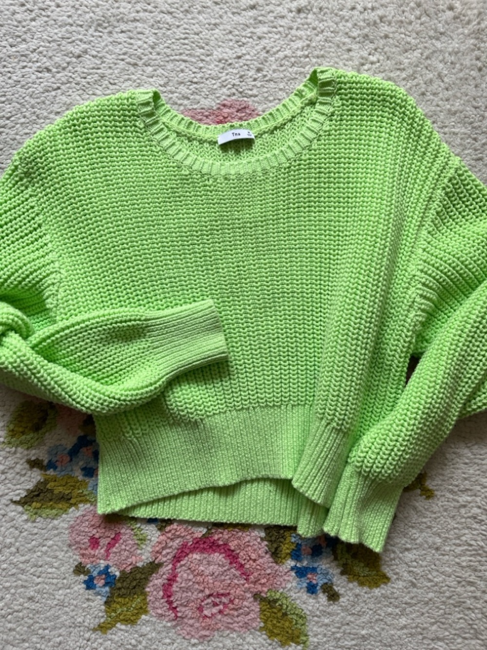 Aritzia: Sunday Best Soft Lime Green Knit Sweater - Women - Picture 4 of 4